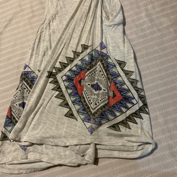 Ardene Tank top with circle back - Picture 3 of 4